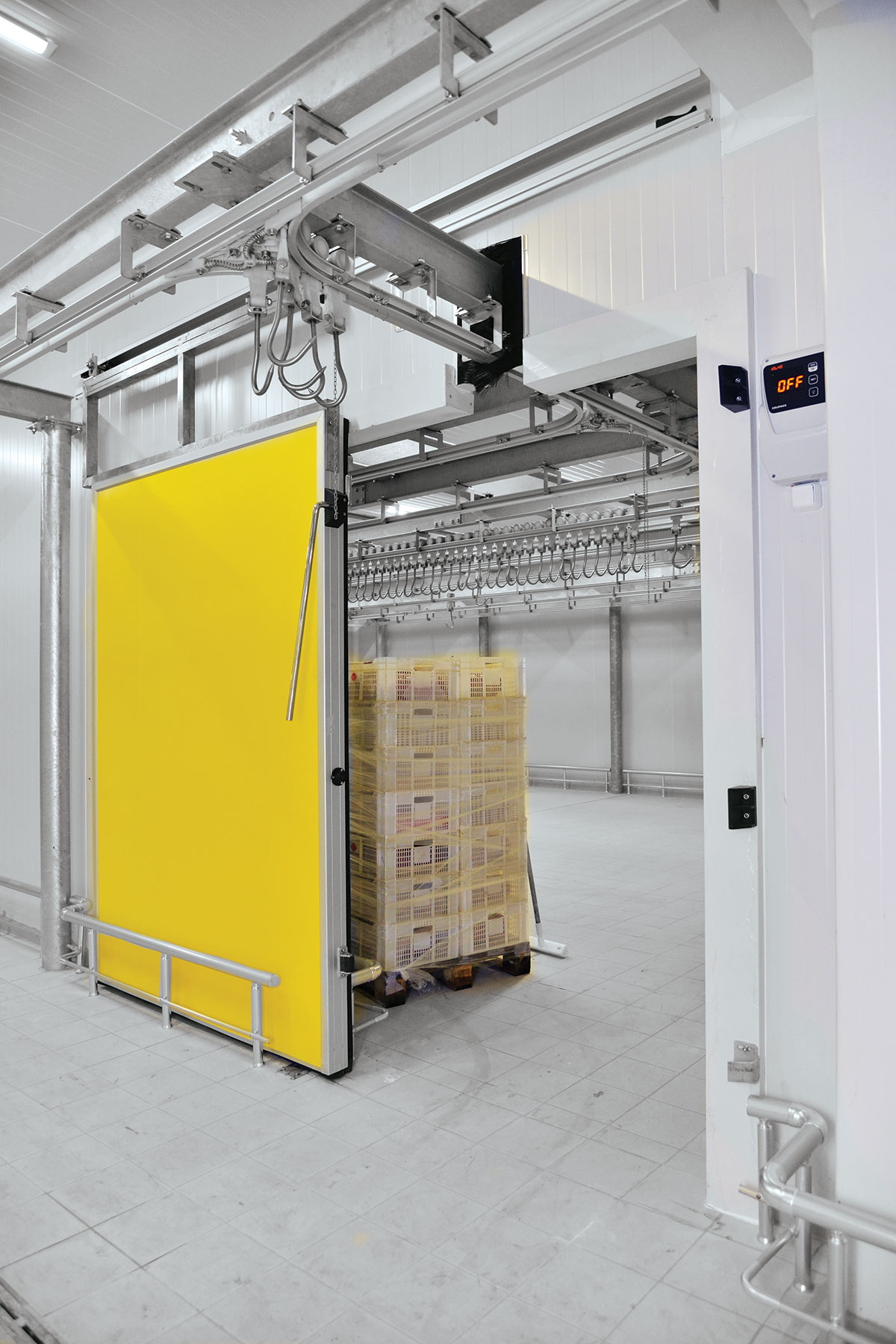 COLD STORAGE MONORAIL TRANSITION SLIDING DOORS